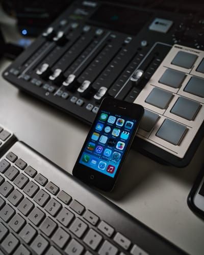 iPhone 4